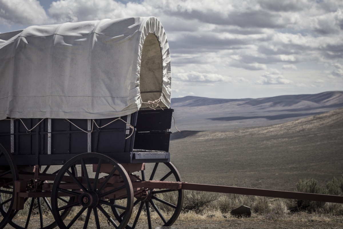 Caravan at the Oregon Trail